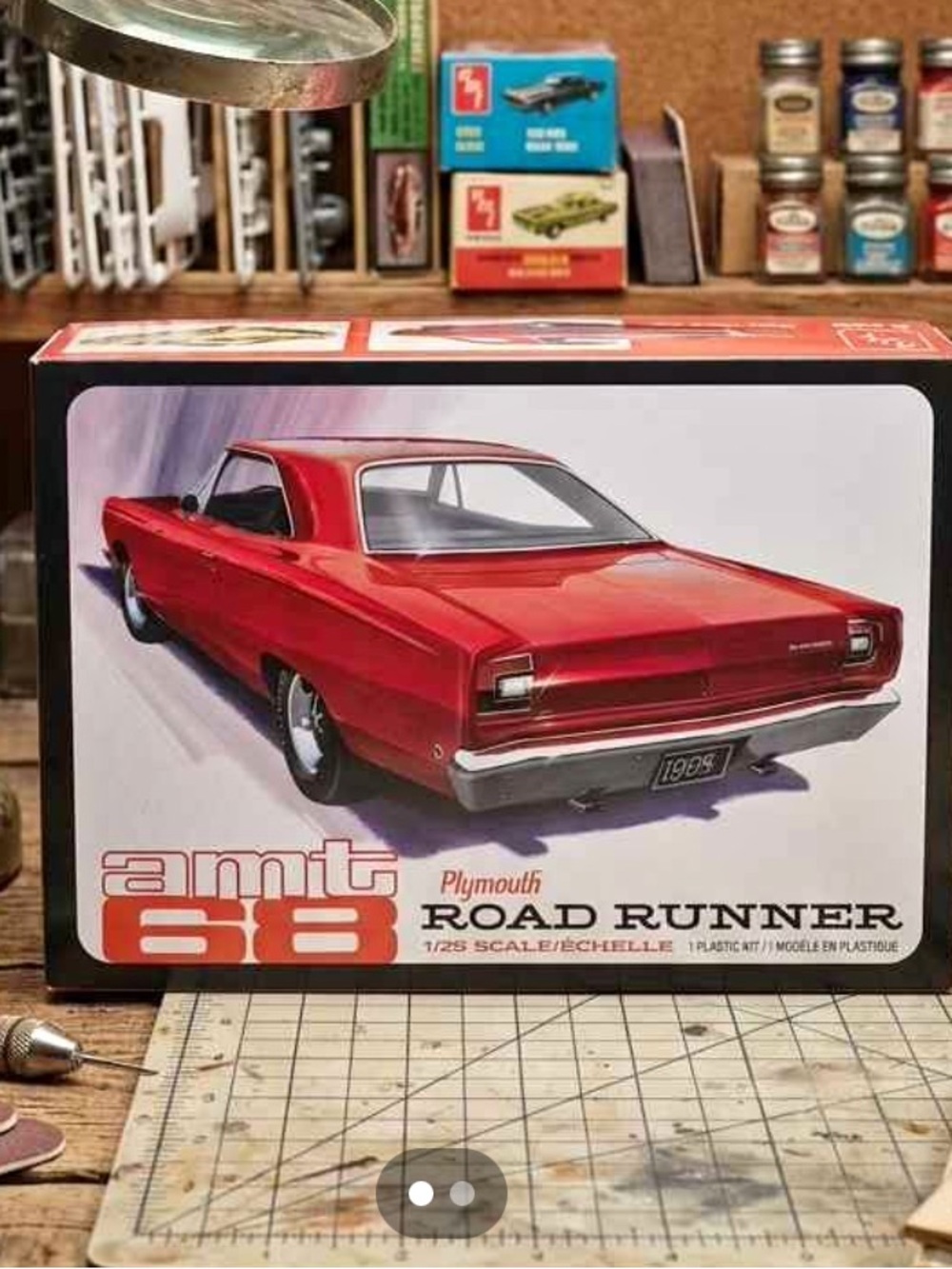 MT Red 1968 Plymouth Road Runner Model Kit